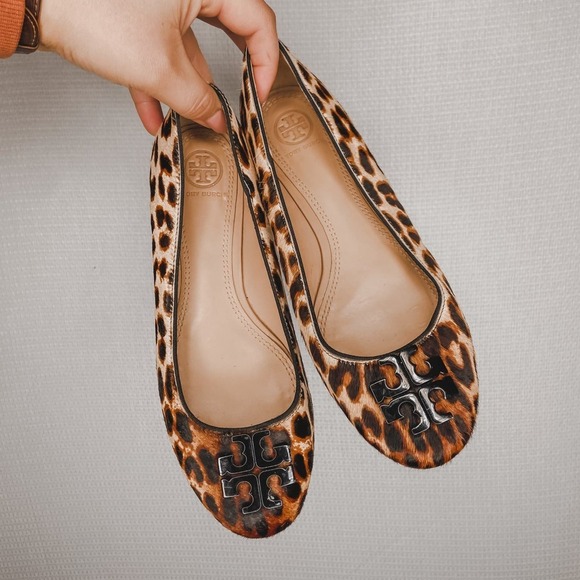 Tory Burch Shoes - Tory Burch Leopard Print Flats Size 8